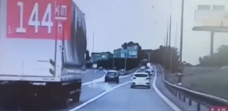policia sr mlady vodic most lafranconi vysoka rychlost bratislava