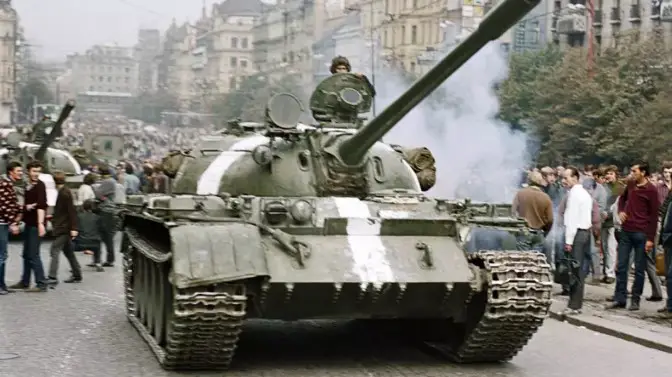 invázia do československa 1968 tanky
