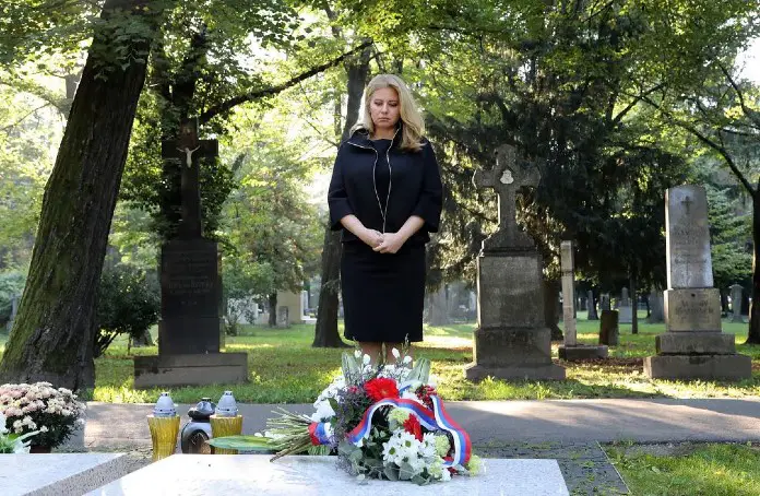 Zuzana Čaputová si nedávno uctila pamiatku prvého prezidenta SR Michala Kováča
