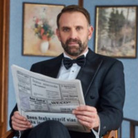 Kvíz: Spoznáte postavy zo seriálu Dunaj, k vašim službám? 8 Leopold Kucera