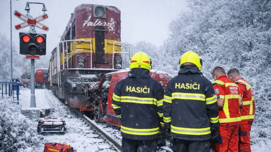 Ďalšia nehoda na železnici: Zasahujú všetky zložky, doprava je prerušená! 8 ďalšia nehoda