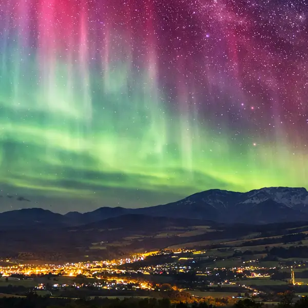 Polárna žiara nad Slovenskom: Obloha sa rozžiarila už večer, pozorovali ste? 2 polarna ziara 1