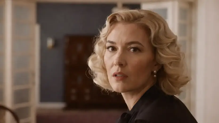 Dunaj, k vašim službám: Helga sa zrútila, návrat Elizy je šokom! 5 Dunaj k vašim službám