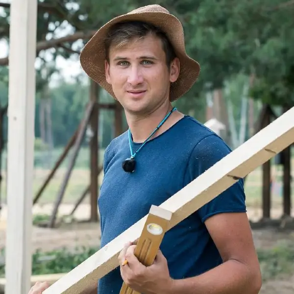 Kontroverzný exfarmár Erik po rokoch prelomil mlčanie: Toto sa vraj deje v zákulisí Farmy 3 Erik Zahorjan