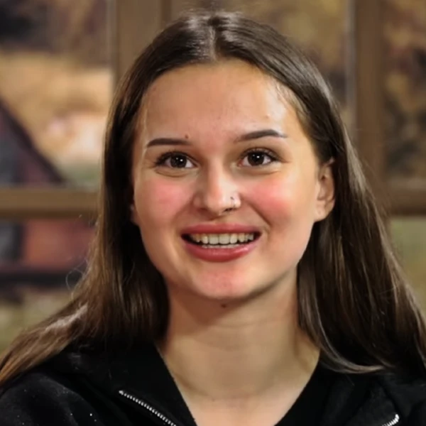Laura sa rozrozprávala: Alena žiarlila, Robo má komplexy 2 Laura