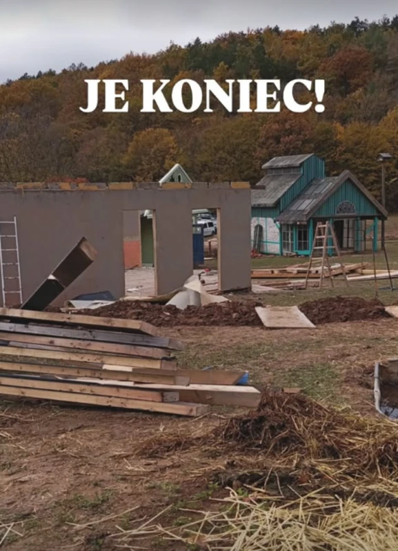 Aha, posledné zábery z Farmy: Búranie je v plnom prúde, ikonické stavby končia 6 Farma 17 teraz